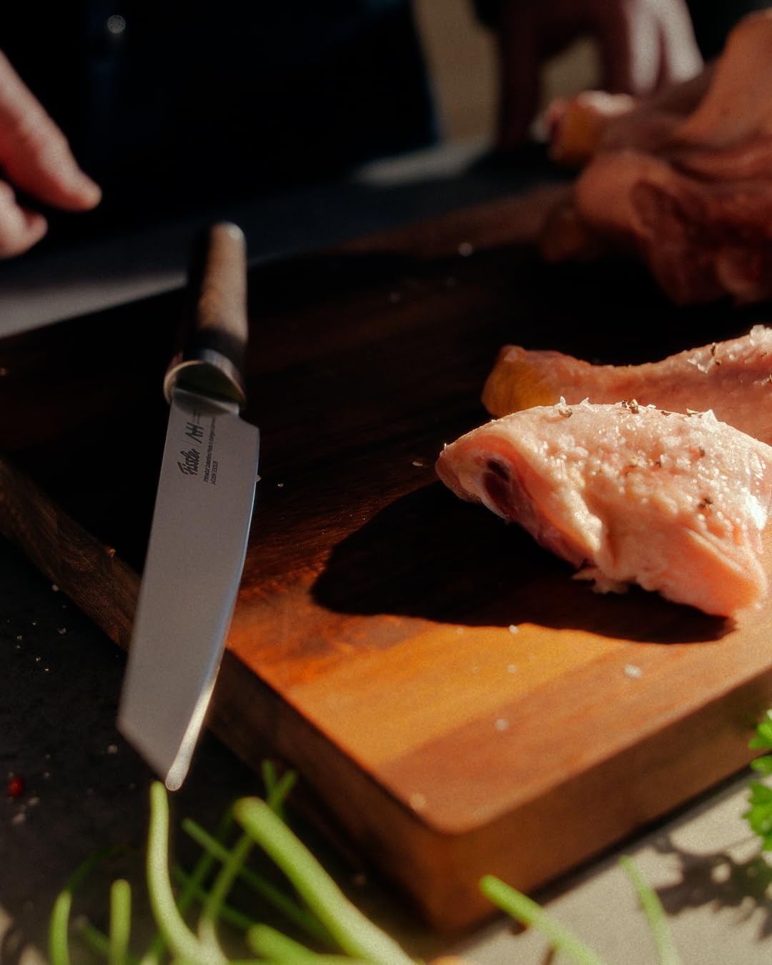 Fissler PrimeCut Fleischmesser 18 cm – Slicer Made in Solingen aus Spezialstahl mit Räuchereiche Griff – extra scharf, handgeschliffen, langlebig