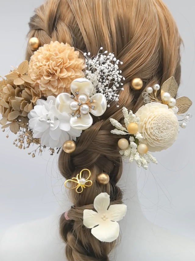 成人式 髪飾り❁︎❤︎ SOUBIEN 成人式 髪飾り 2点セット 赤 レッド 白 ホワイト 牡丹