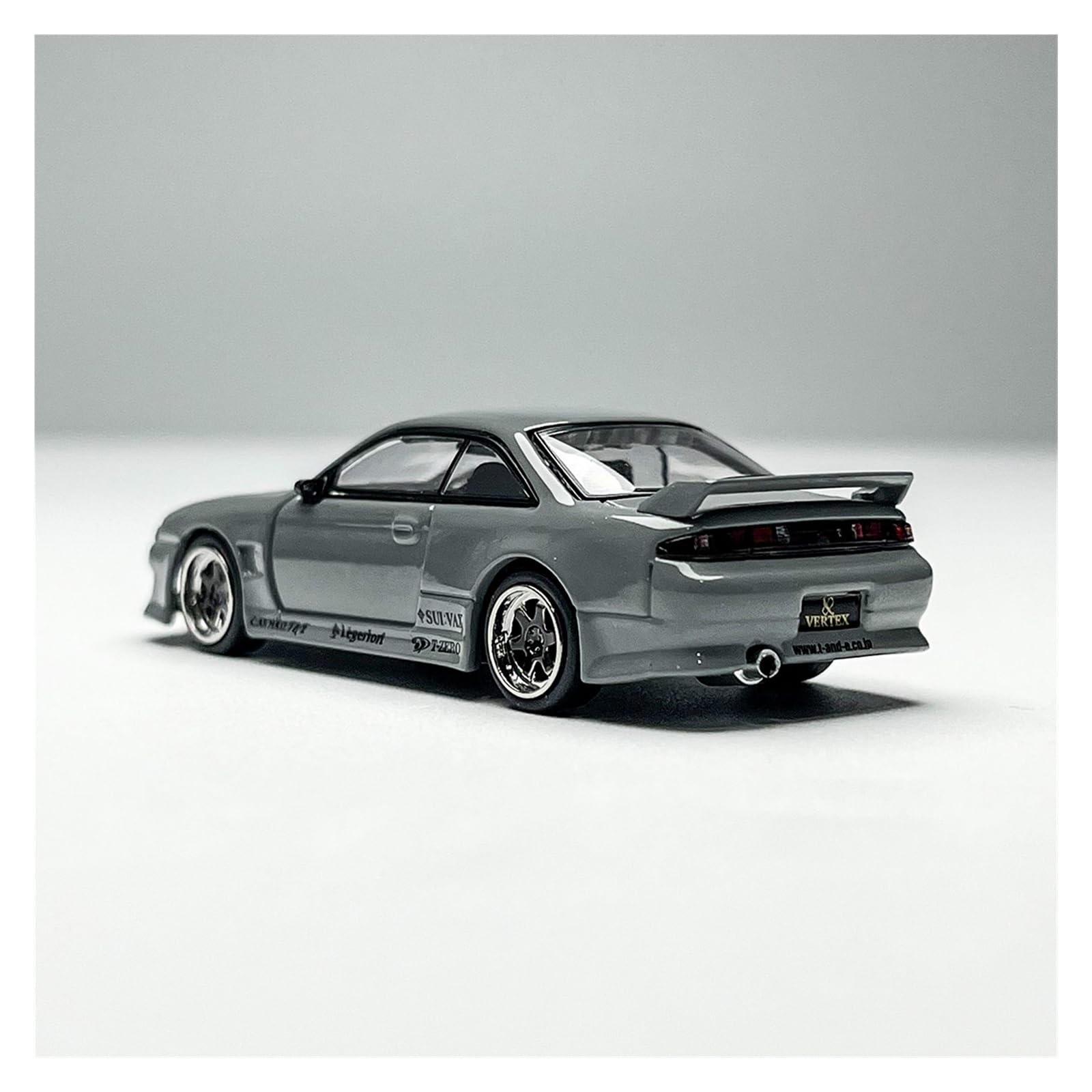 Metallo Scala Replica 1 64 Per Nissan VERTEX Silvia S14 Modello Di Auto In Lega Tarmac Miniatura Hobby Collection Ornamento Hobby Veicoli Giochi Set