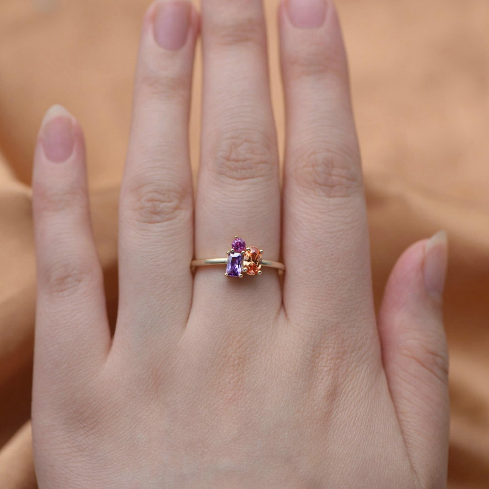 Anillo de 30 aniversario para mujer, zafiro sintético y amatista, 3 piedras, anillos de oro amarillo de 18 quilates para mujer, oro amarillo de 9 quilates, 14 y 18 quilates, talla H 1/2-V 1/2