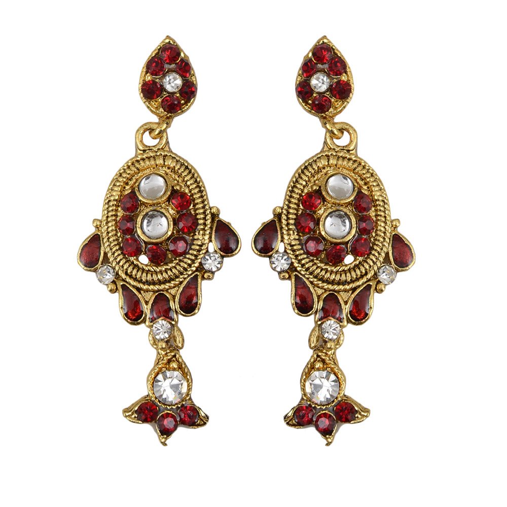 Elegant Silver Pendant Set with Sparkling Crystals