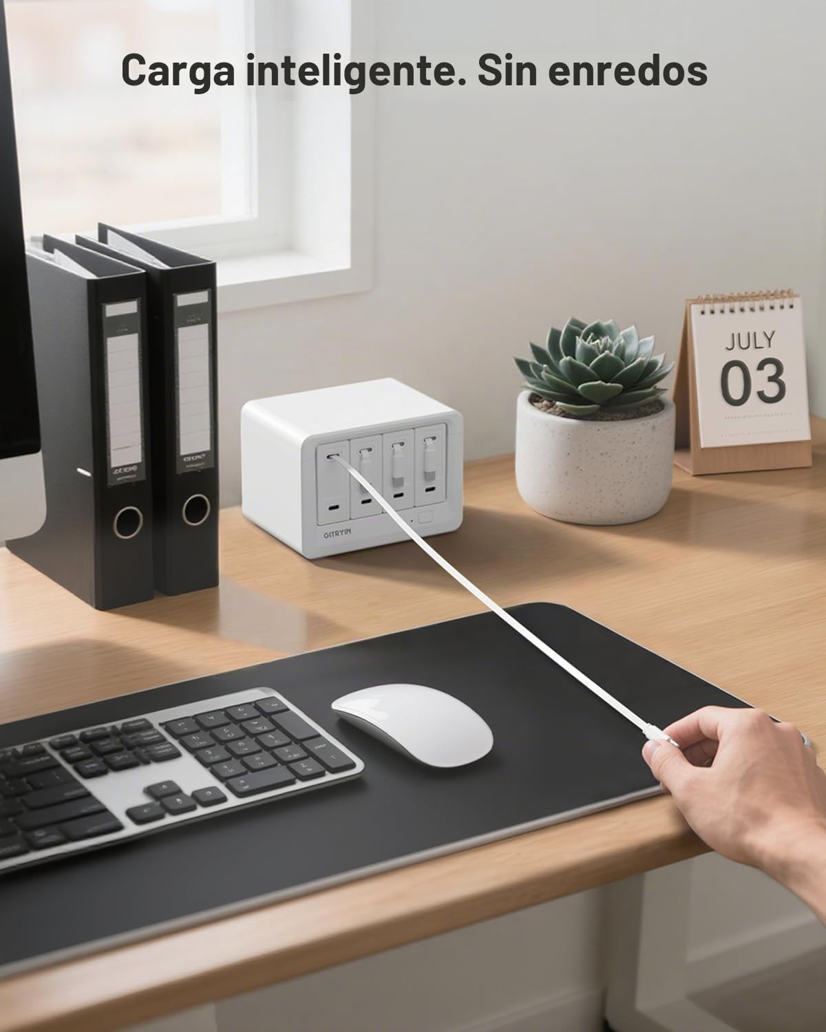 Gitryin Estación de carga de escritorio 12 en 1 con 4 cargadores de pared retráctiles, regleta de alimentación USB-C de 40 W con 4 CA, 4 USB C, 4 cables tipo C de 33.5 pulgadas, cable de extensión con
