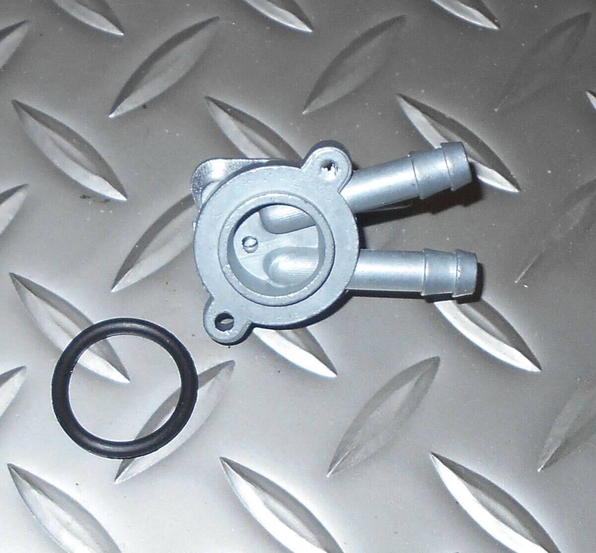 Amazon | ＊スーパーカブ &リトルカブ リザーブ付き2本出し燃料コック