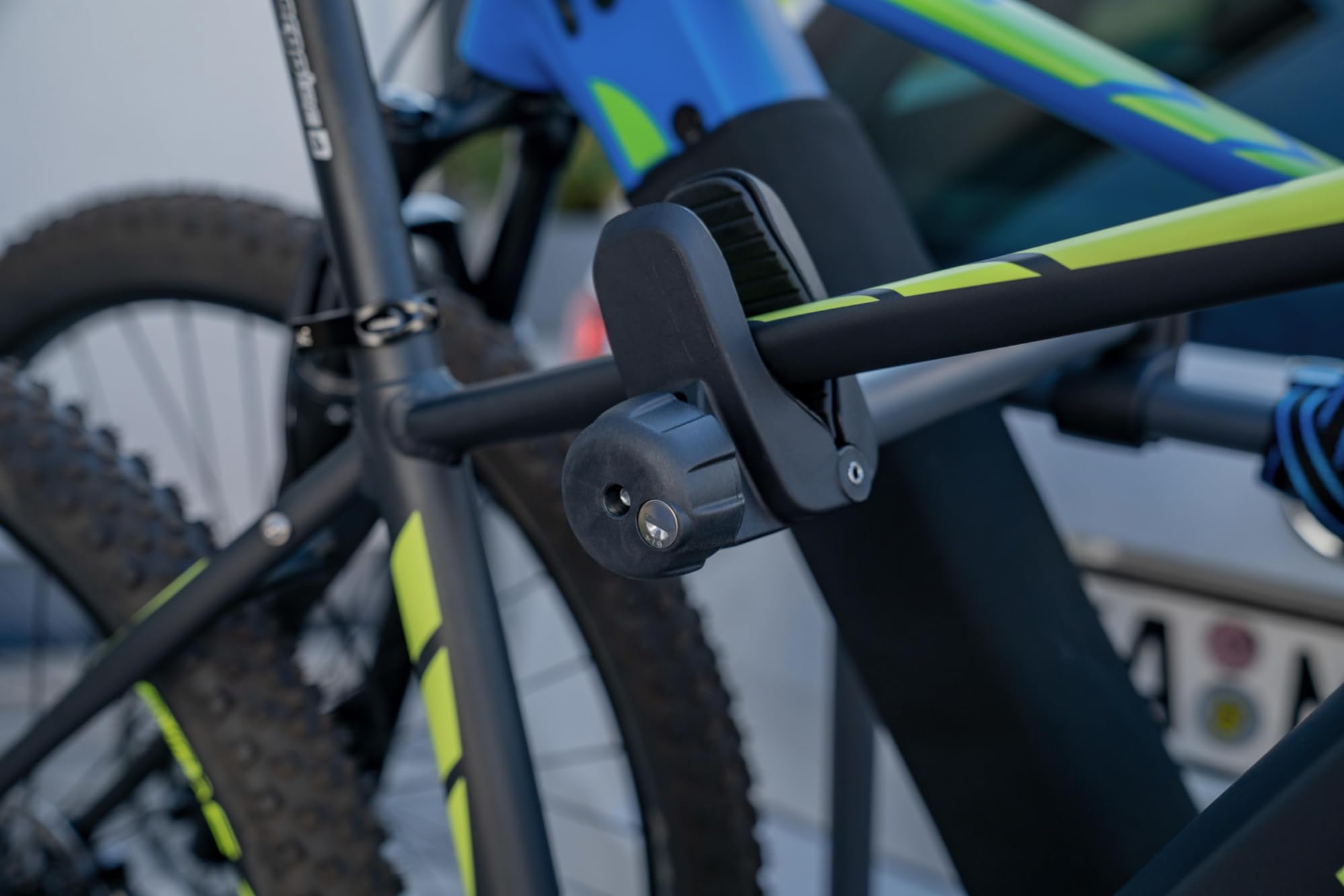 FISCHER Kupplungsfahrradträger ProlineEvo 2 I Fahrradträger Kupplung I Fahrradträger Auto I Träger Auto
