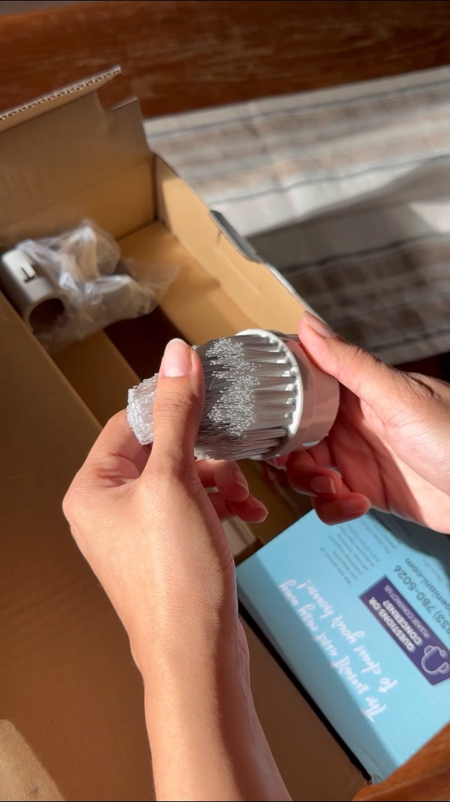 Watch Electric cleaning spin brush on Amazon Live
