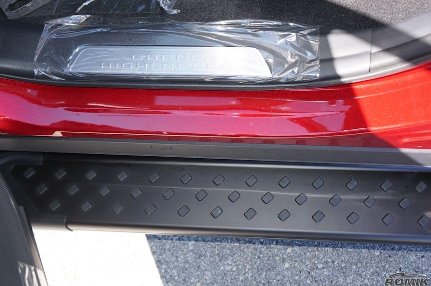Estribos laterales Romik para Toyota Grand Highlander 2024 miniatura 3