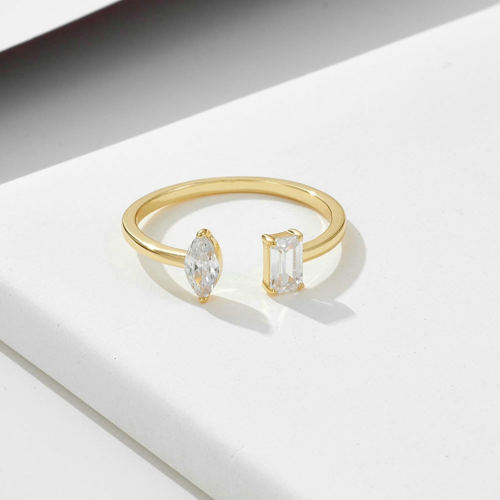 Anillos de compromiso de oro amarillo de 9 quilates, 14 quilates y 18 quilates para ella, abierto con moissanita