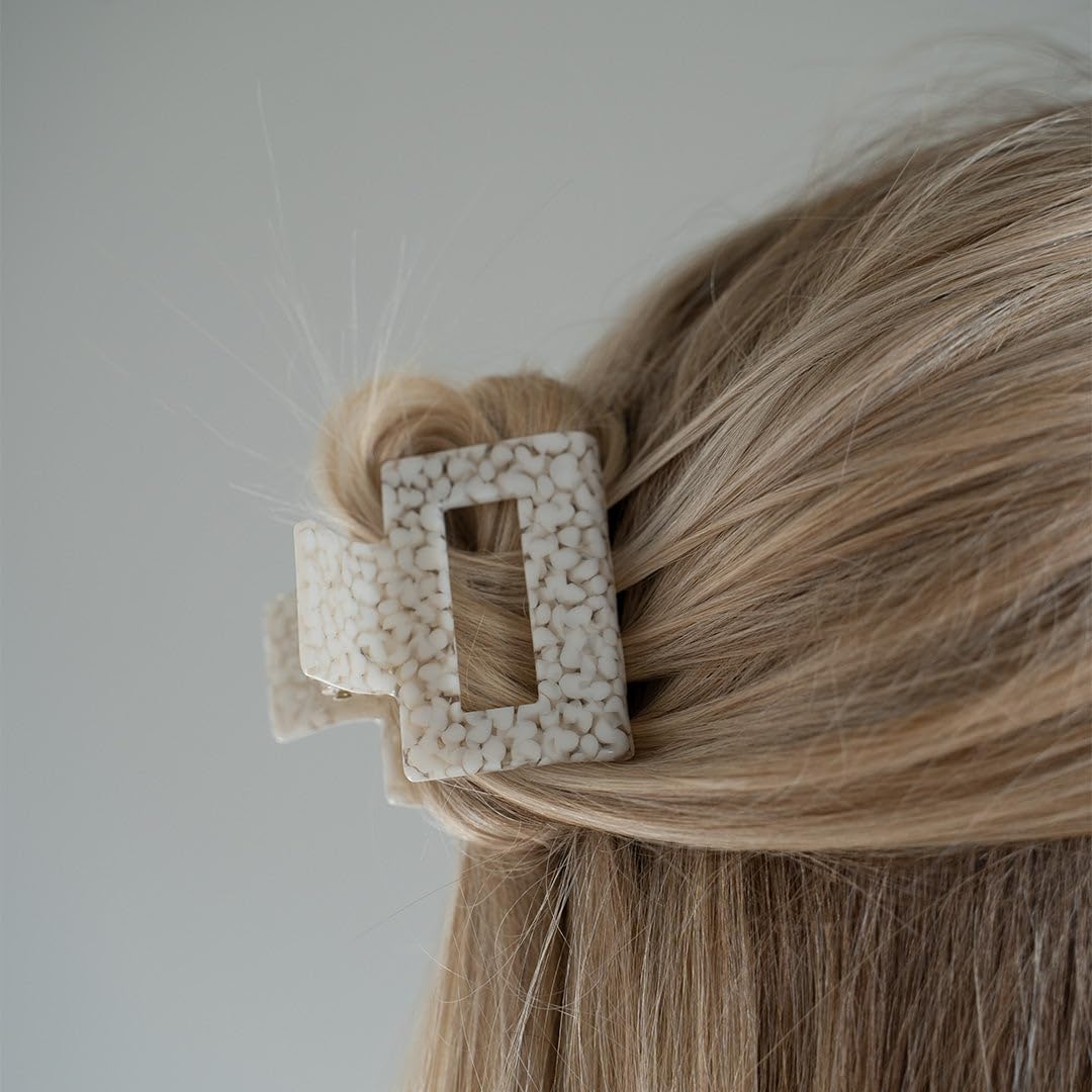 Malin Hair Claw, White - Image 4