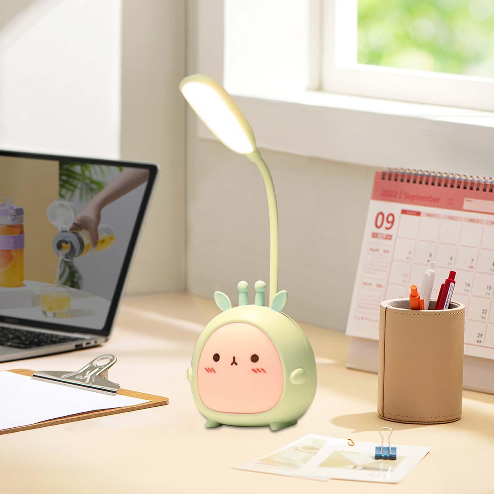 GOMETY LED Schreibtischlampe für Kinder, Nette Cartoon Schreibtischlampe, Wiederaufladbare USB Energiespar Augenschutz Leselampe, Dimmbare Tischlampe Kinder, Geschenk für Kinder Junge Mädchen Freudin