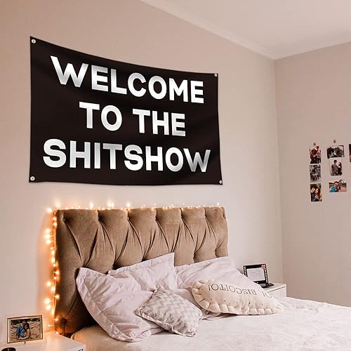 Miniatura 3 de Bandera de bienvenida a la mierda de 3 x 5 pies para decoración de pared de dormitorio universitario para el hogar, 100% poliéster con cuatro ojales