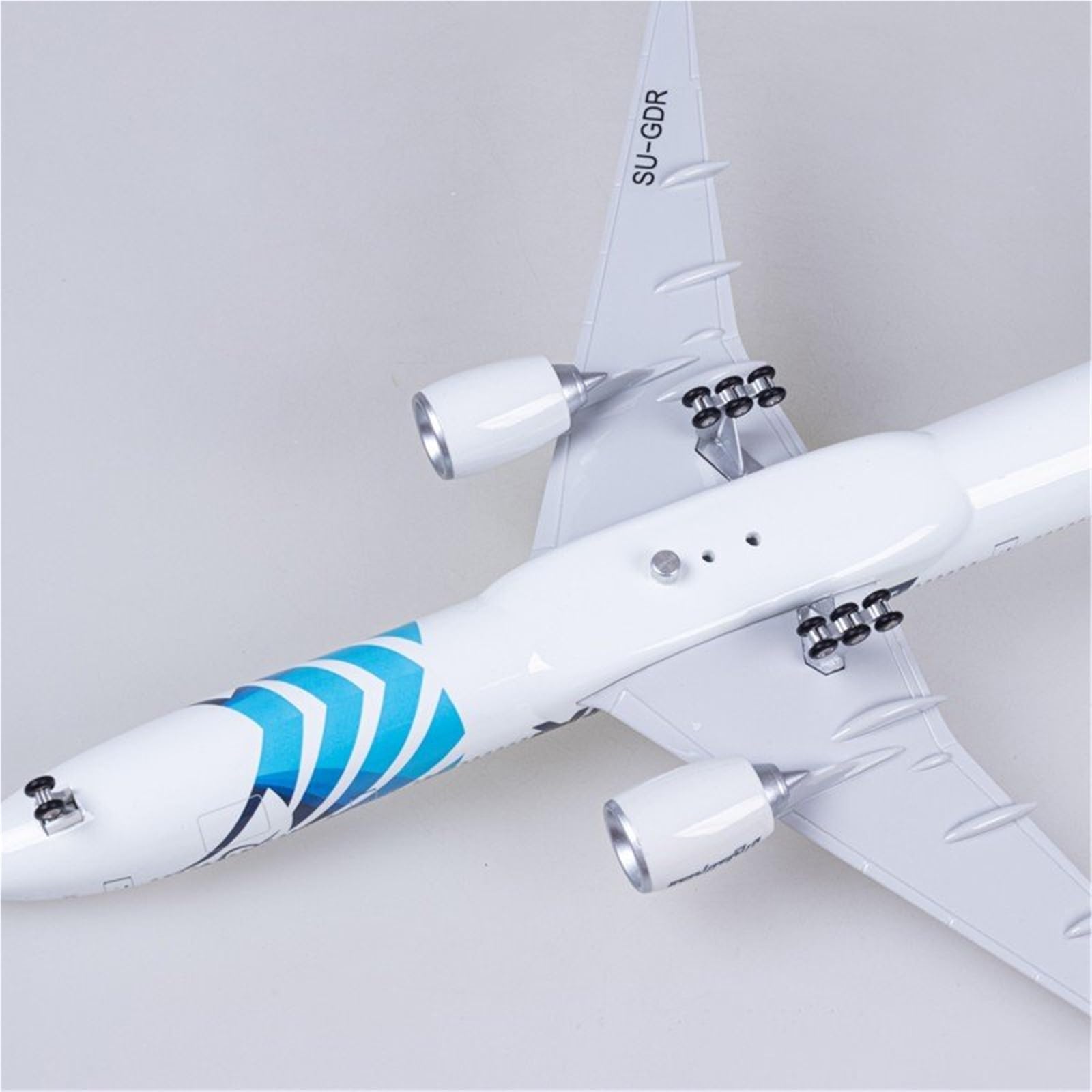 Feng Shui， Repliki modeli samolotów Replika samolotów cywilnych w skali 1/157 47 cm EgyptAir dla modelu samolotu Boeing 777 do wyświetlania miniaturowego w lotnictwie (bez światła)