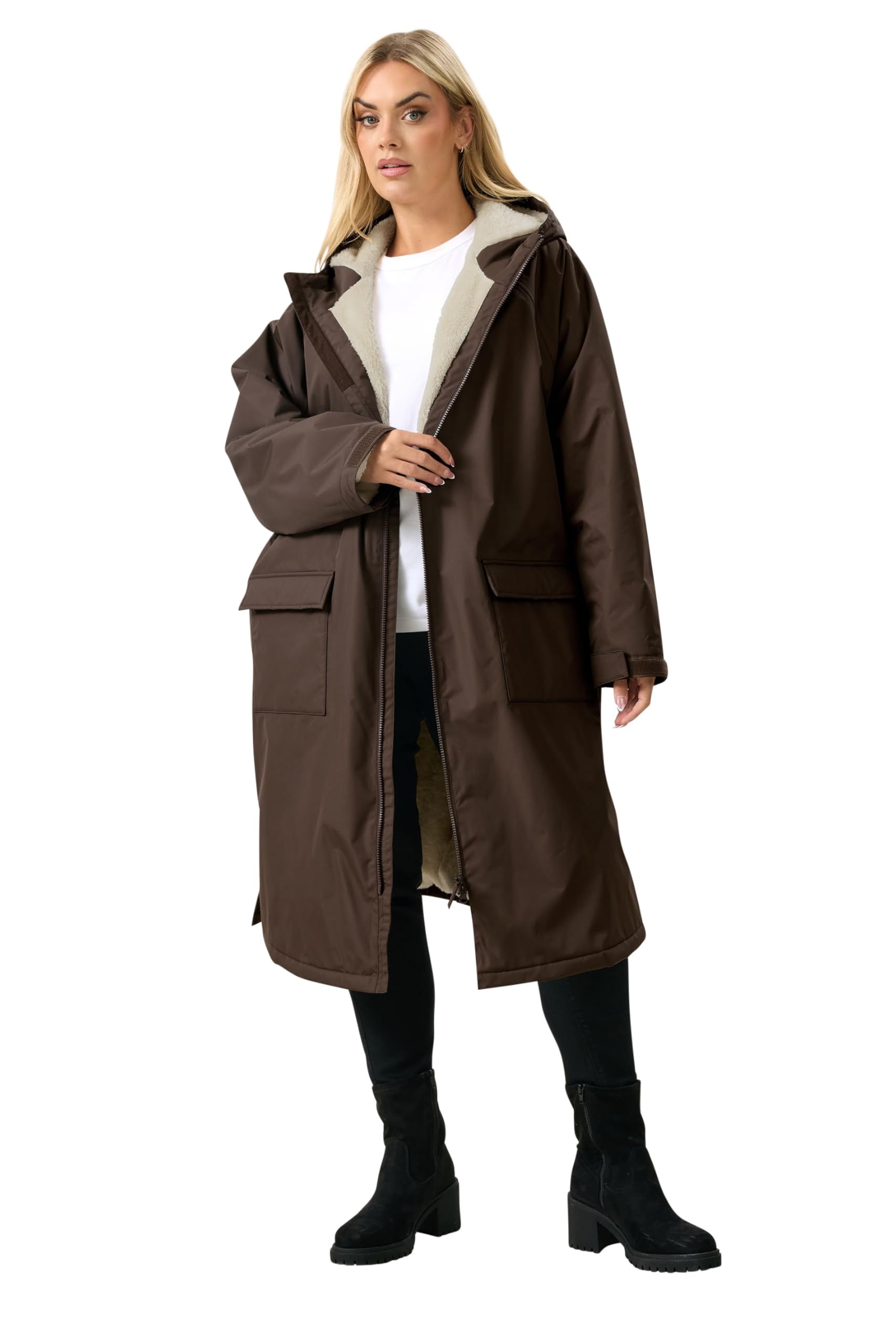 Yours Women's Chocolate Waterproof Fleece Lined Robe In | Size: 20/24
