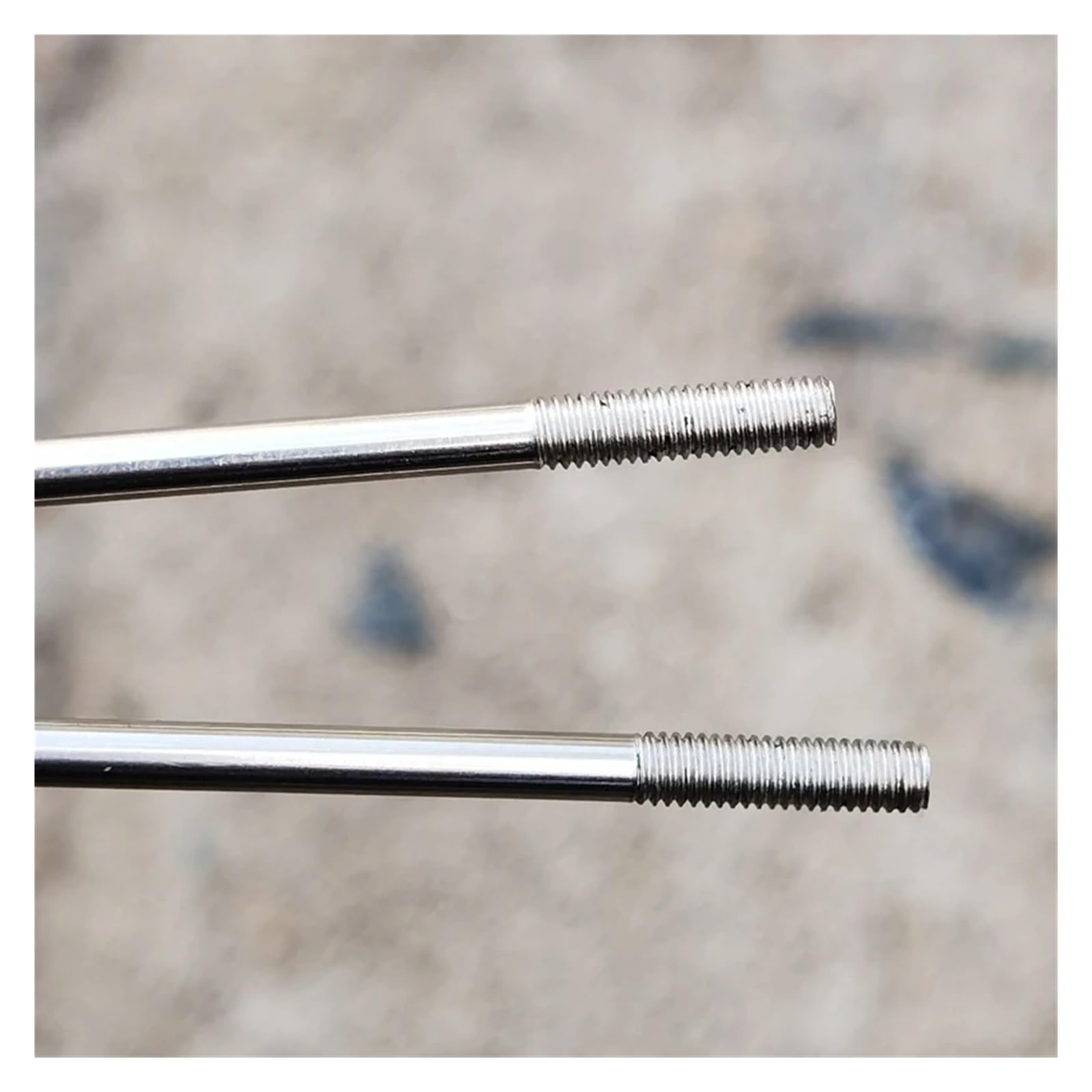 40 sztuk A lot 11G średnica 2,8 mm J-bend szprychy do roweru elektrycznego materiał stal nierdzewna 304 srebrny kolor szprychy do roweru elektrycznego z nakładkami