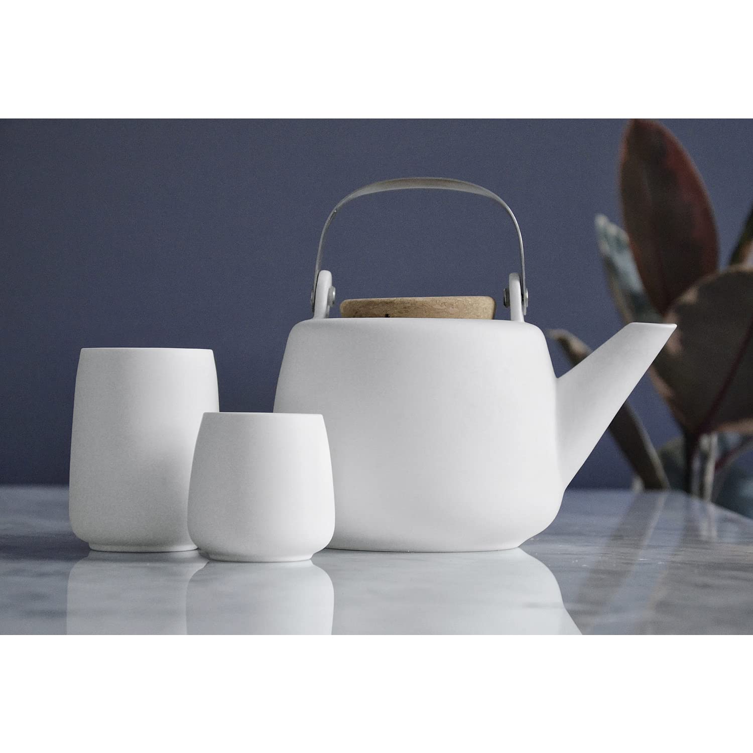 Théière en porcelaine avec poignée, infuseur en acier inoxydable, bec anti-gouttes, thé en vrac, thé à feuilles 1.2 L, noir blanc