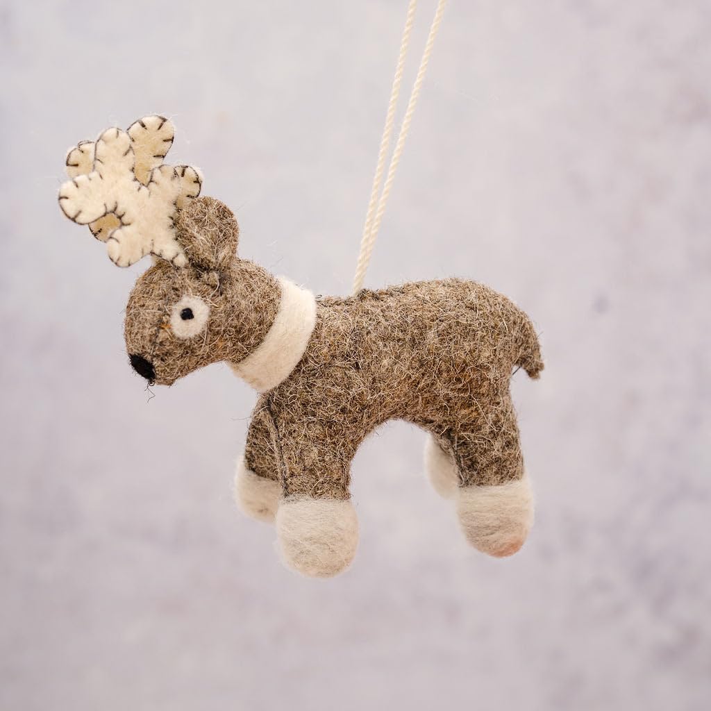 Arthur Cameron – Handcrafted Felt Reindeer Luxury Nordic Christmas Tree Decoration – Elegant Christmas Window Decorations and Unique Party Decorations