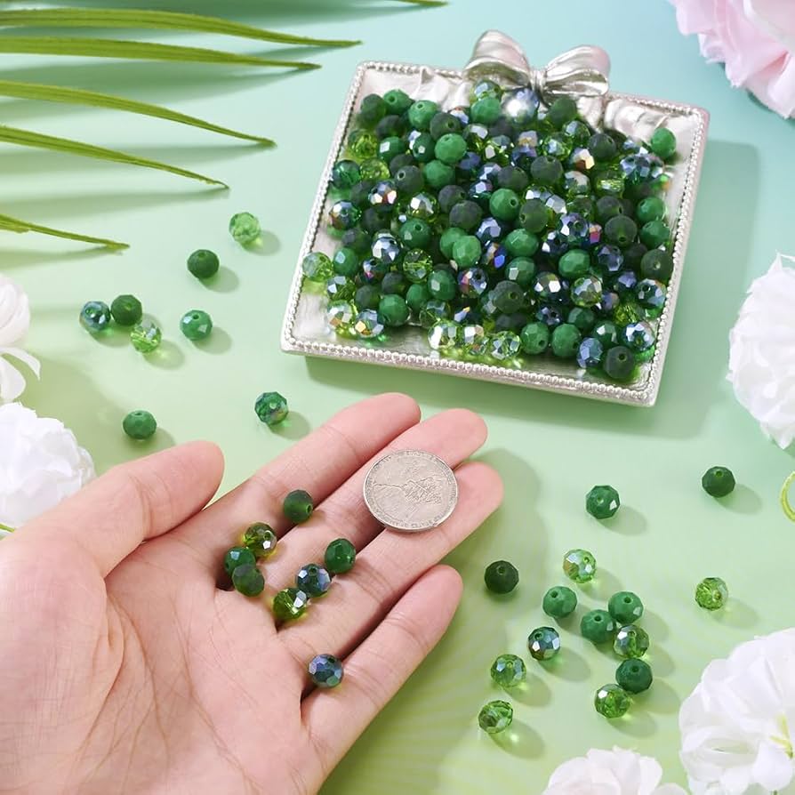 Amazon.co.jp: Magibeads 200個 クリスマス グリーン ガラス ビーズ