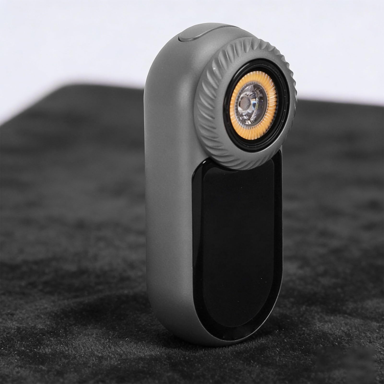 lyrlody Piccola Torcia, Torcia Ricaricabile in Alluminio con Display RGB 400LM Doppia Luce USB C 600mAh Luminosità Regolabile per Viaggi Tascabili e Appassionati di Tecnologia