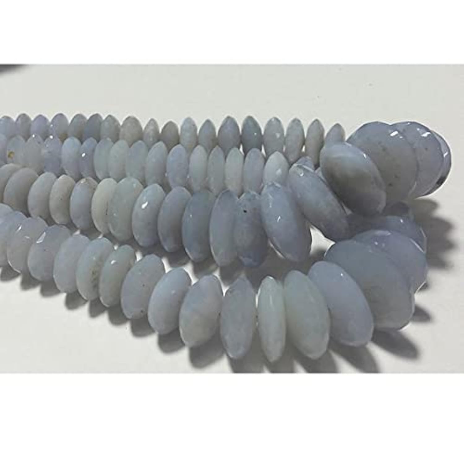 Perles Calcédoine Aqua facettées sur fil de 8 pouces pour offrir un cadeau fait main