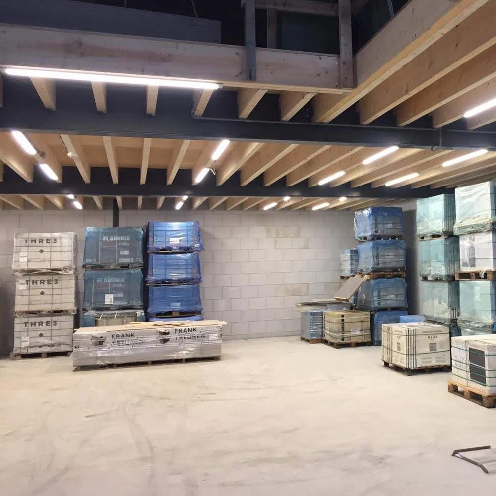 HOFTRONIC - 6er Pack LED Lichtleisten 120cm 40W Röhrenlampe Komplett 6400K Kaltweiß 4800lm Super Hell 30000h Langfeldleuchte 1200x74x25mm (LxBxH) Kellerlampe garagenbeleuchtung - IP20 Innen