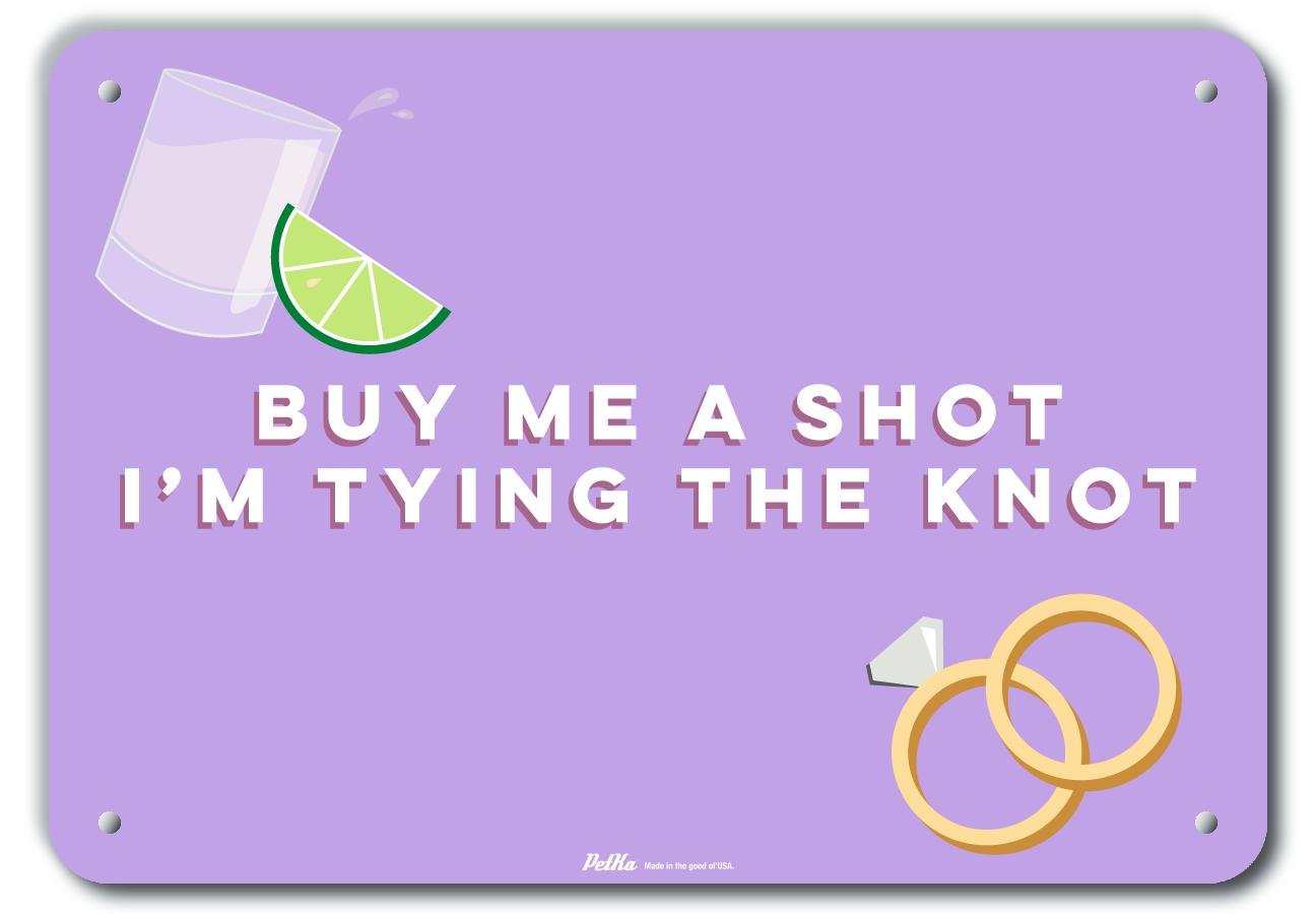 Panneau Buy Me A Shot violet 25x17 cm pour animer facilement votre bar