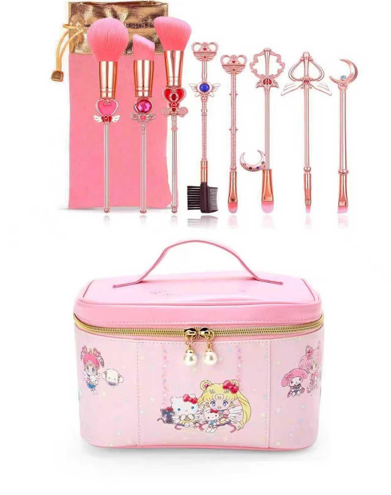 Amazon.co.jp: 【セット買い】セーラームーン大容量 旅行 化粧ポーチ