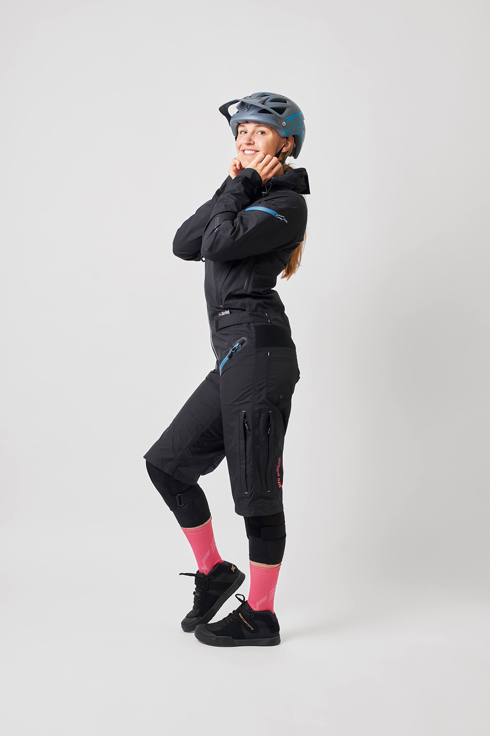 dirtsuit pro edition ladies black/mint, Radfahranzug für Damen, Enduro und All-Mountain