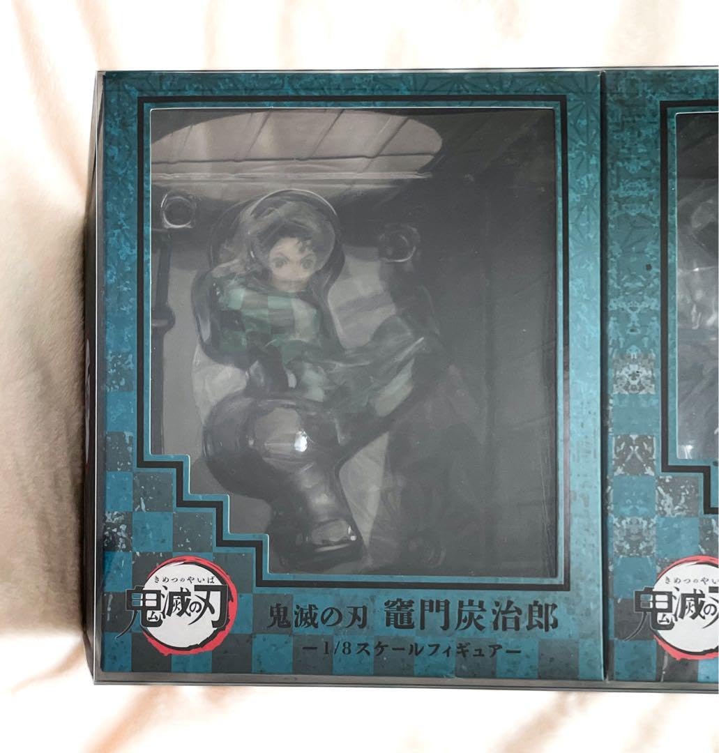 ＜開封品＞ 鬼滅の刃 竈門炭治郎 1/8スケールフィギュア生々流転炭治郎 豪華版 Amazon.co.jp: 鬼 滅 竈門炭治郎 生生流転 1 8スケール