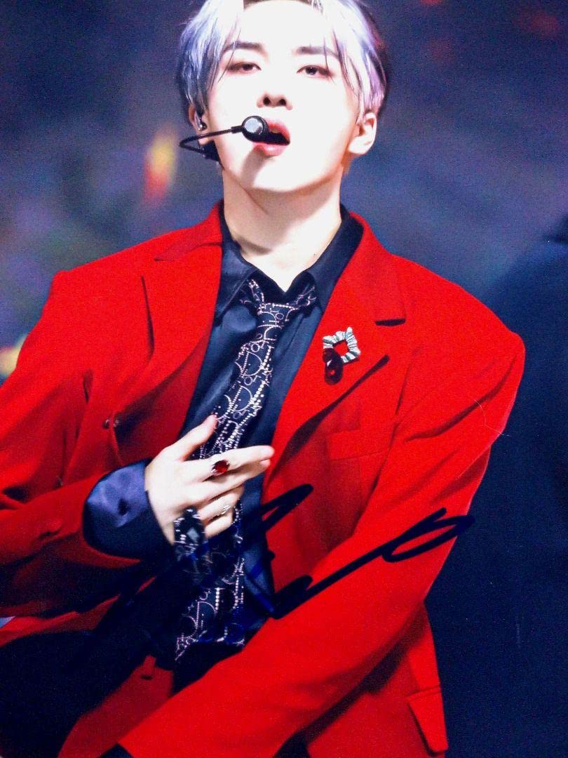 ペンタゴン　pentagon キノ　サイン付きチェキ ペンタゴン pentagon キノ サイン付きチェキ 2025年最新