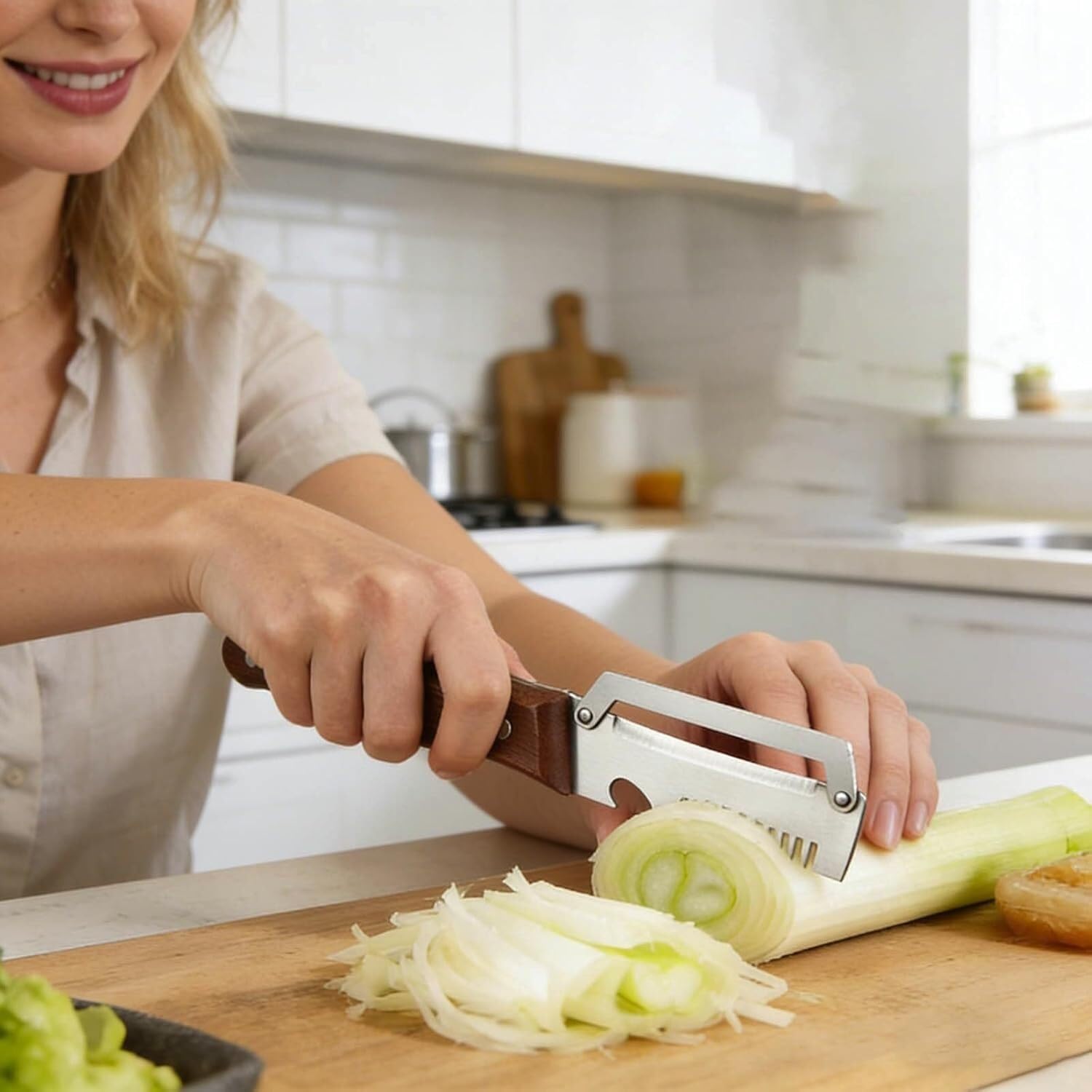 Null-Druck-Schäler, 3-in-1, multifunktionaler Gemüseschäler aus Edelstahl, Schäler mit Holzgriff, Julienne-Schäler for Kartoffel, Kürbis, Obst und Gemüse(4pc)