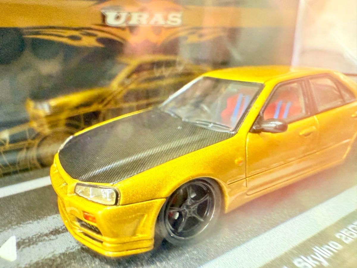 Amazon | Mortal model 1/64 スカイライン ER34 25GT-t ゴールド URAS
