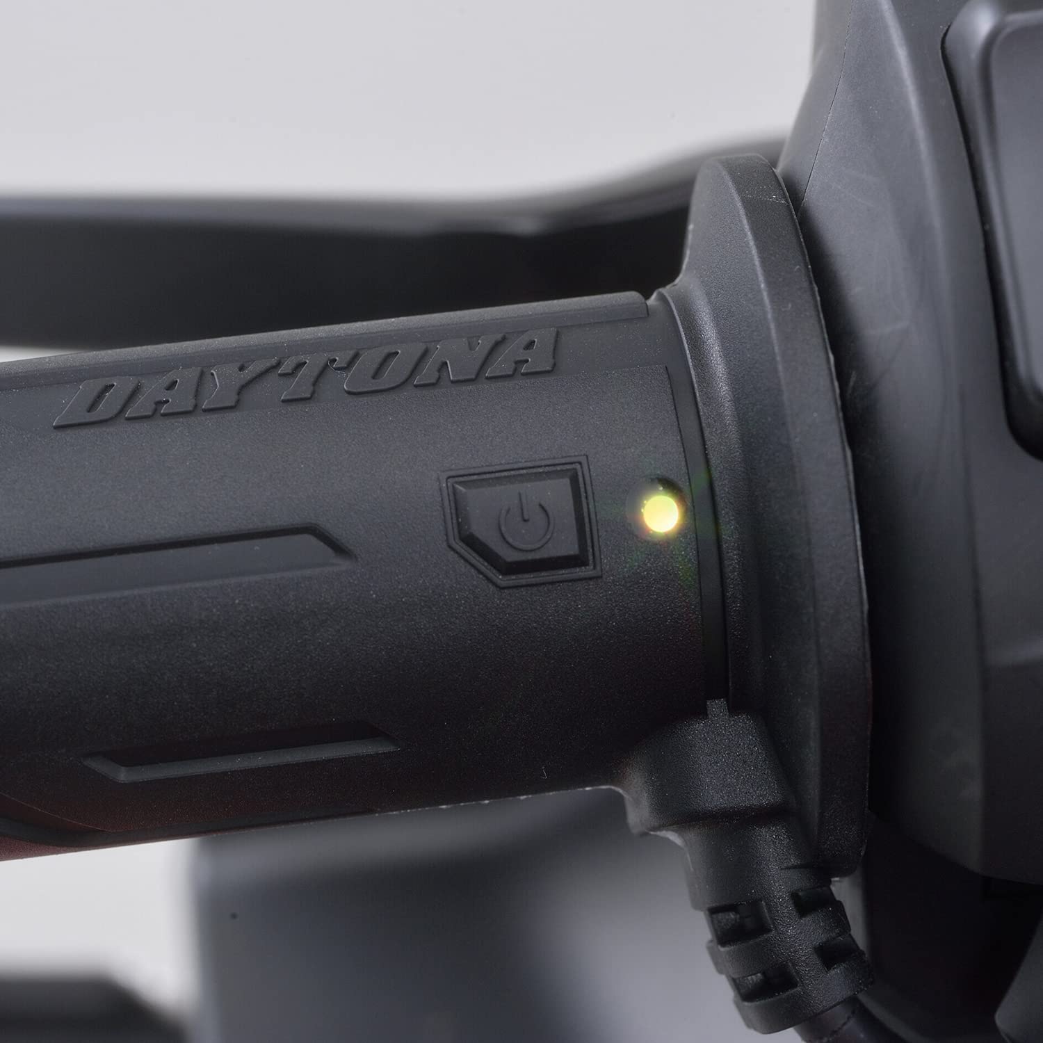 DAYTONA kit manopole riscaldate moto manubri 22,2mm terminale aperto/controllo mecc. con protezione batteria