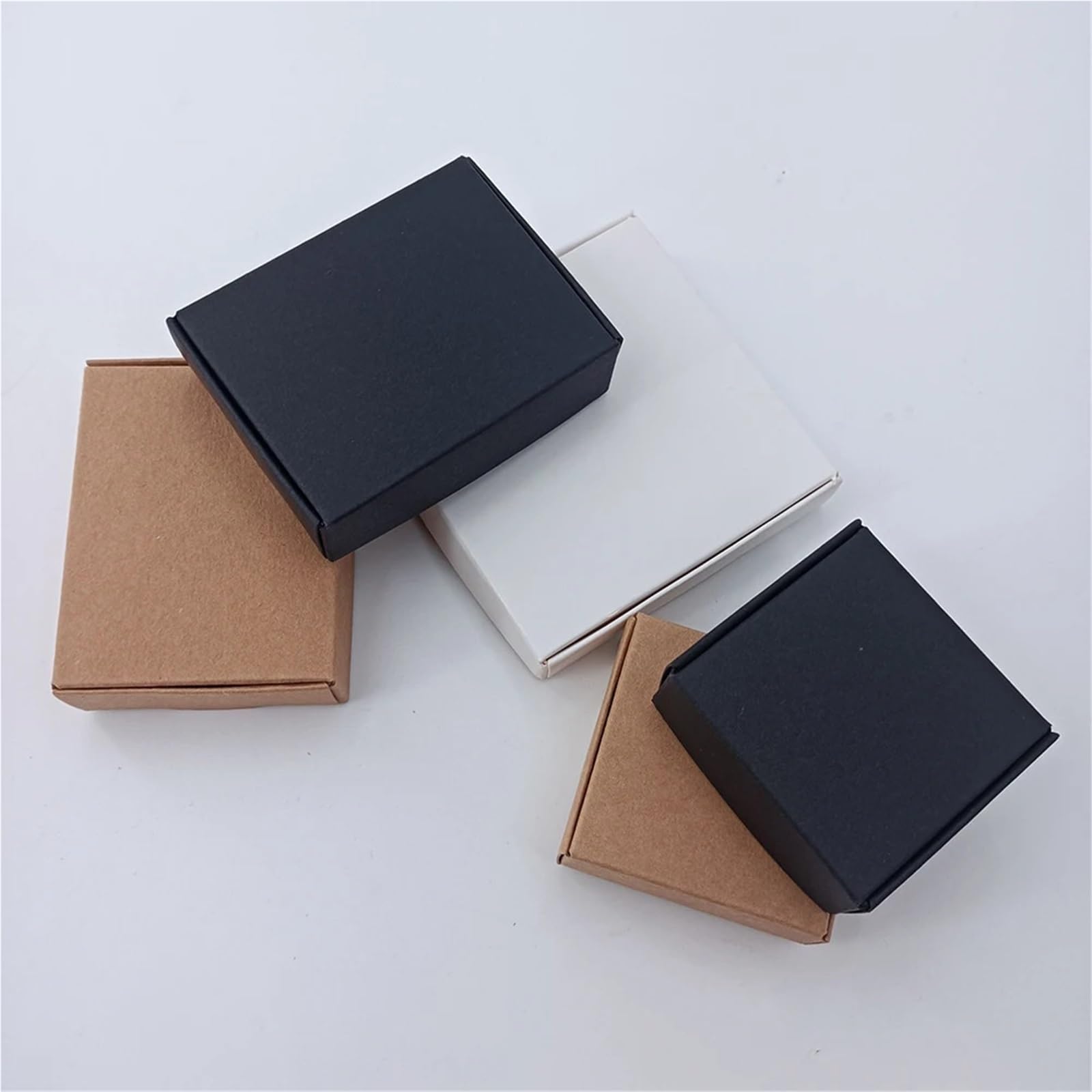 Confezione da 10 scatole di carta Kraft (30 pezzi) 7x7x3 cm Per Spedizioni | Scatola pieghevole vuota Scatola da imballaggio quadrata in carta Kraft for sapone fatto a mano