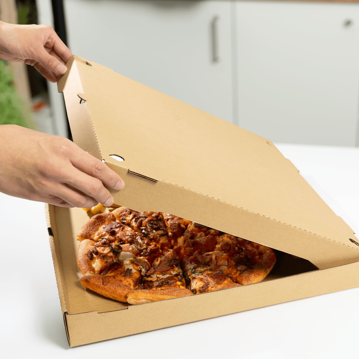 Karat Scatole per pizza 40,6 x 40,6 x 5,1 cm, confezione da 50 scatole in carta kraft ondulata, ventilate, resistenti al grasso, durevoli per pizza o spedizione