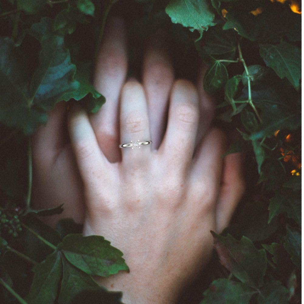 Clara Pucci 1.0カラット ブリリアントプリンセスカット 美しい本物のブラウンシャンパン模造ダイヤモンド CZ 理想的なVVS1 D ソリ : Clara Pucci 1.0カラット クッションカット ソリティア