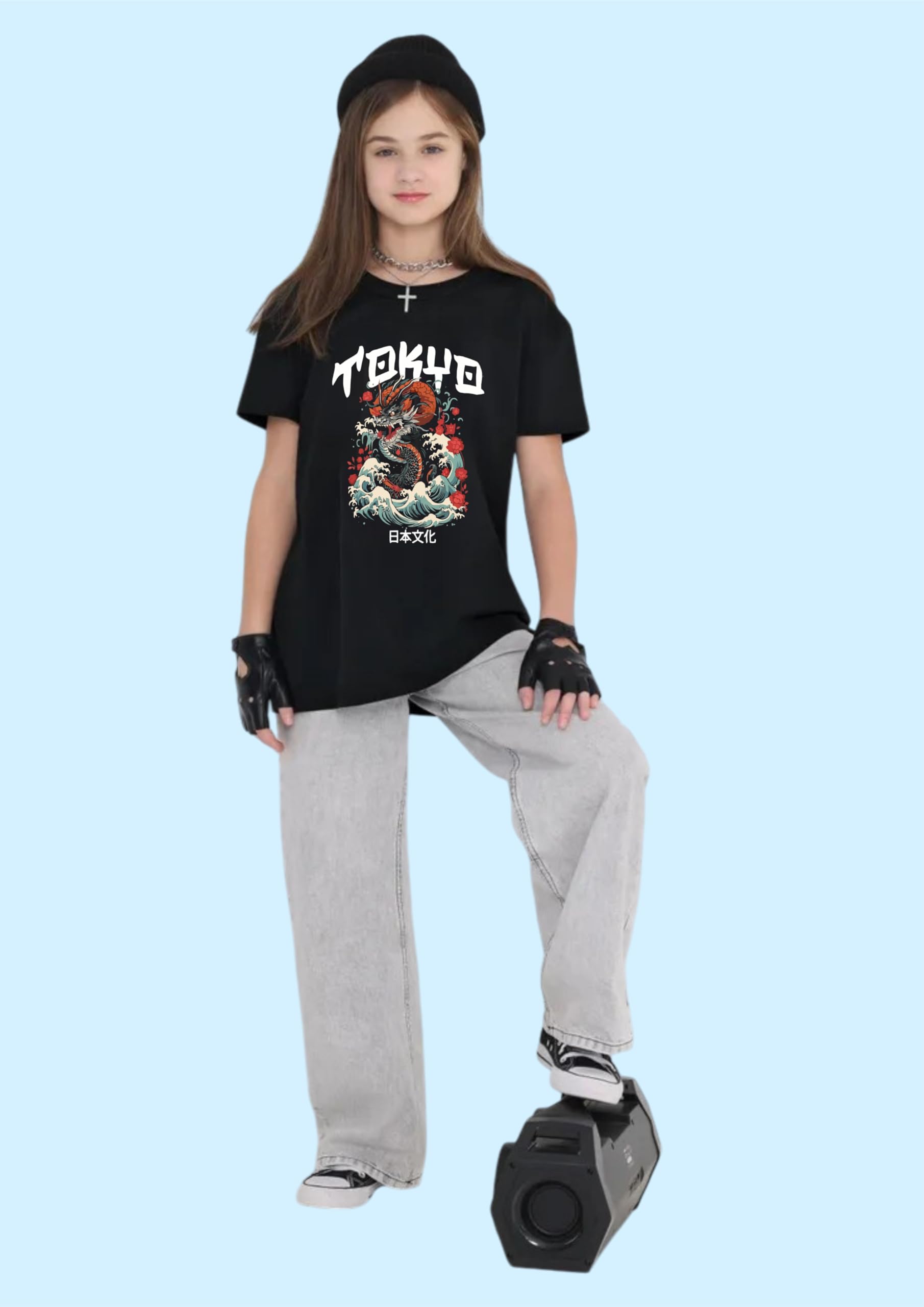 Uniplanet Store Camiseta negra de mezcla de algodón, media manga, ajuste regular, espalda Tokio, Japón, estampado negro
