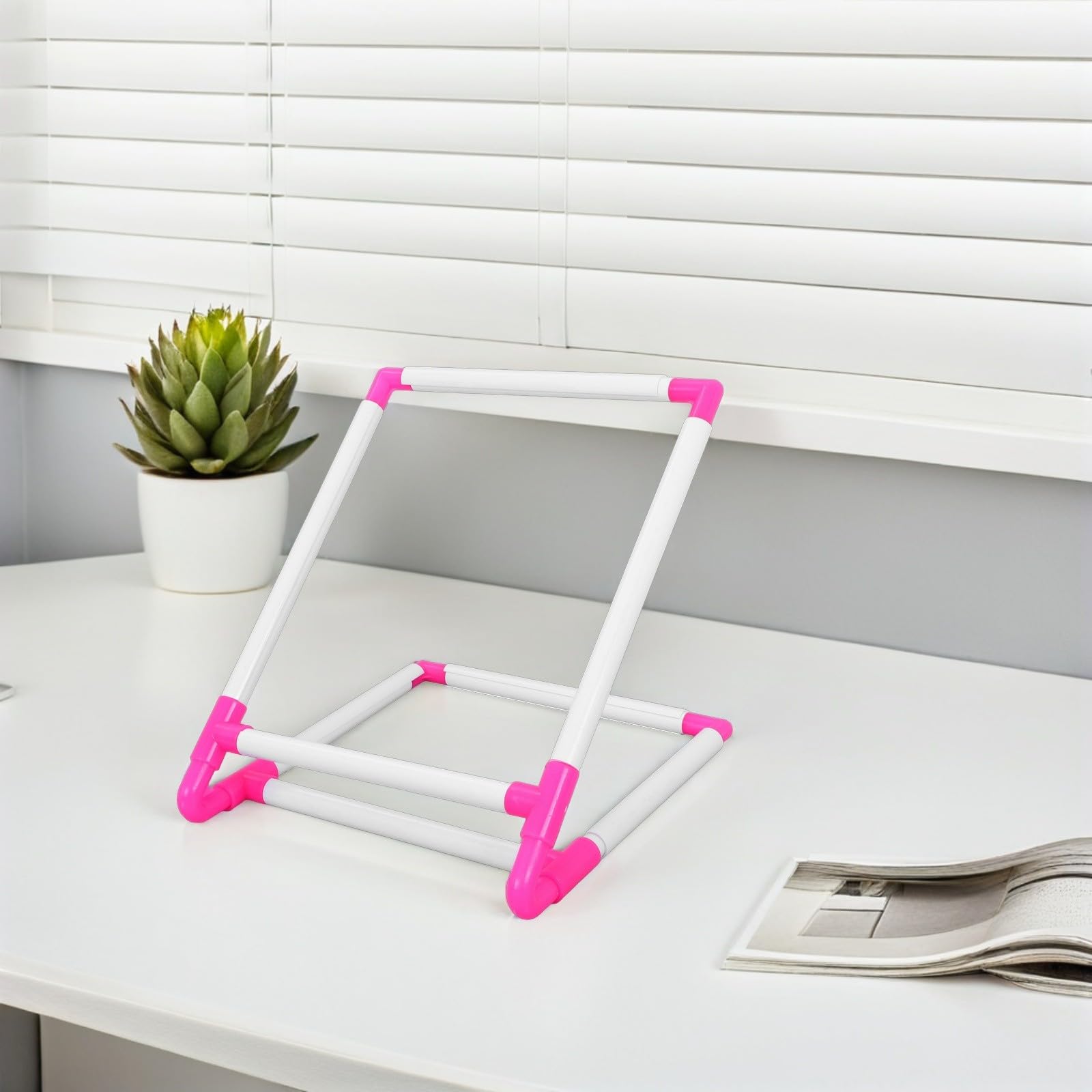 Operitacx Supporto per Ricamo a Punto Croce in Pvc Bianco Telaio Stabile e Facile da Smontare per Progetti DIY e Uso da Tavolo