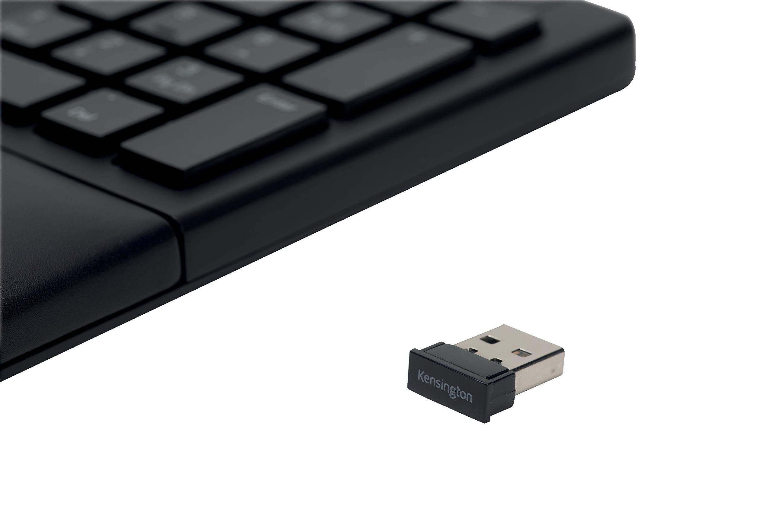 Kensington Set con Tastiera & Mouse Wireless Ergonomici ProFit Ergo, Tastiera Divisa con Layout Italiano, Mouse Ergo, Doppia Funzionalità, 2.4 GHz&Bluetooth, per Chrome OS, macOS e Windows K75406IT