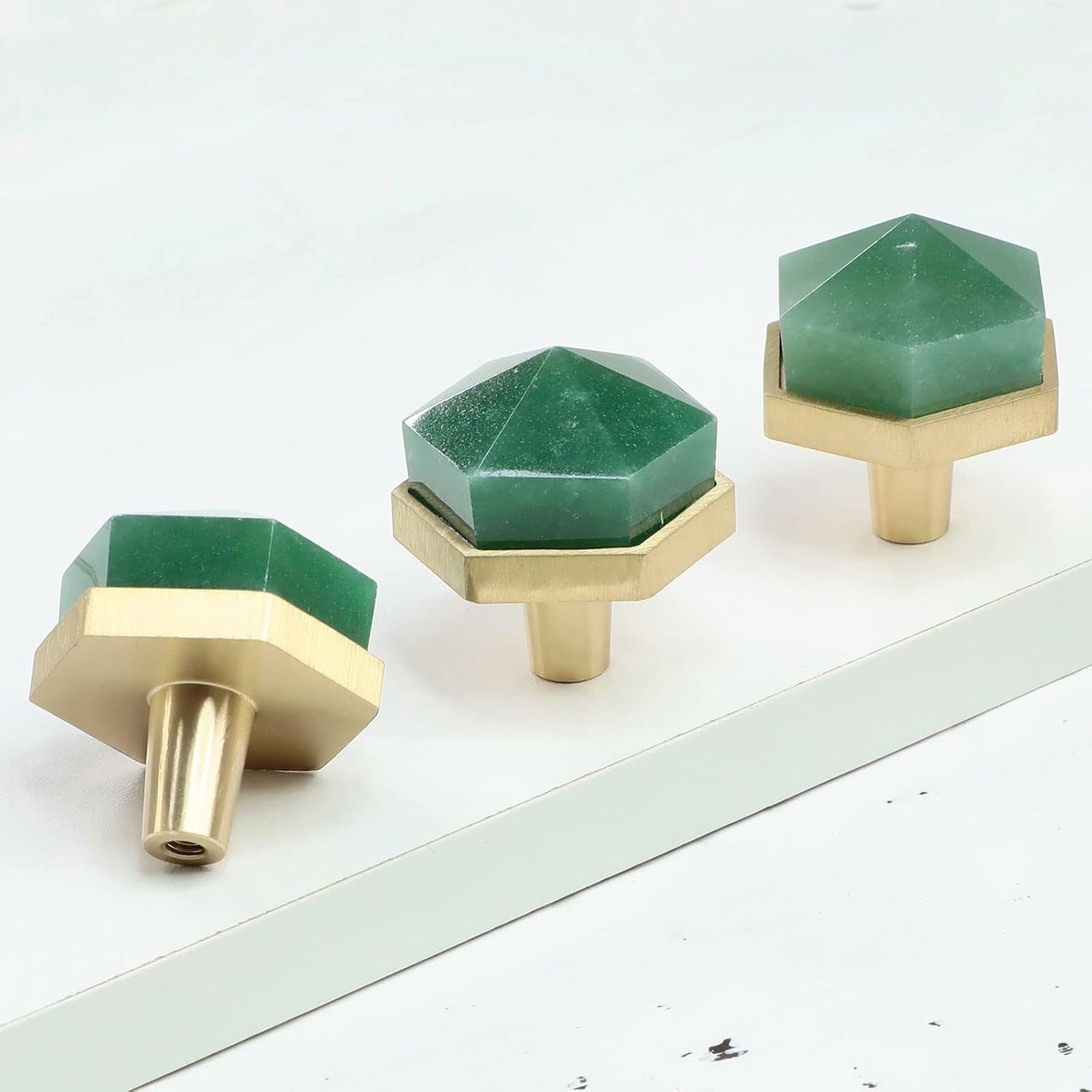 Amogeeli 2pcs Hexagonal Green Aventurine Stone Cabinet Knobs with Screws, Decorative Faceted Hexagon Crystal Knob Set for Drawer Closet Dresser Cupboard