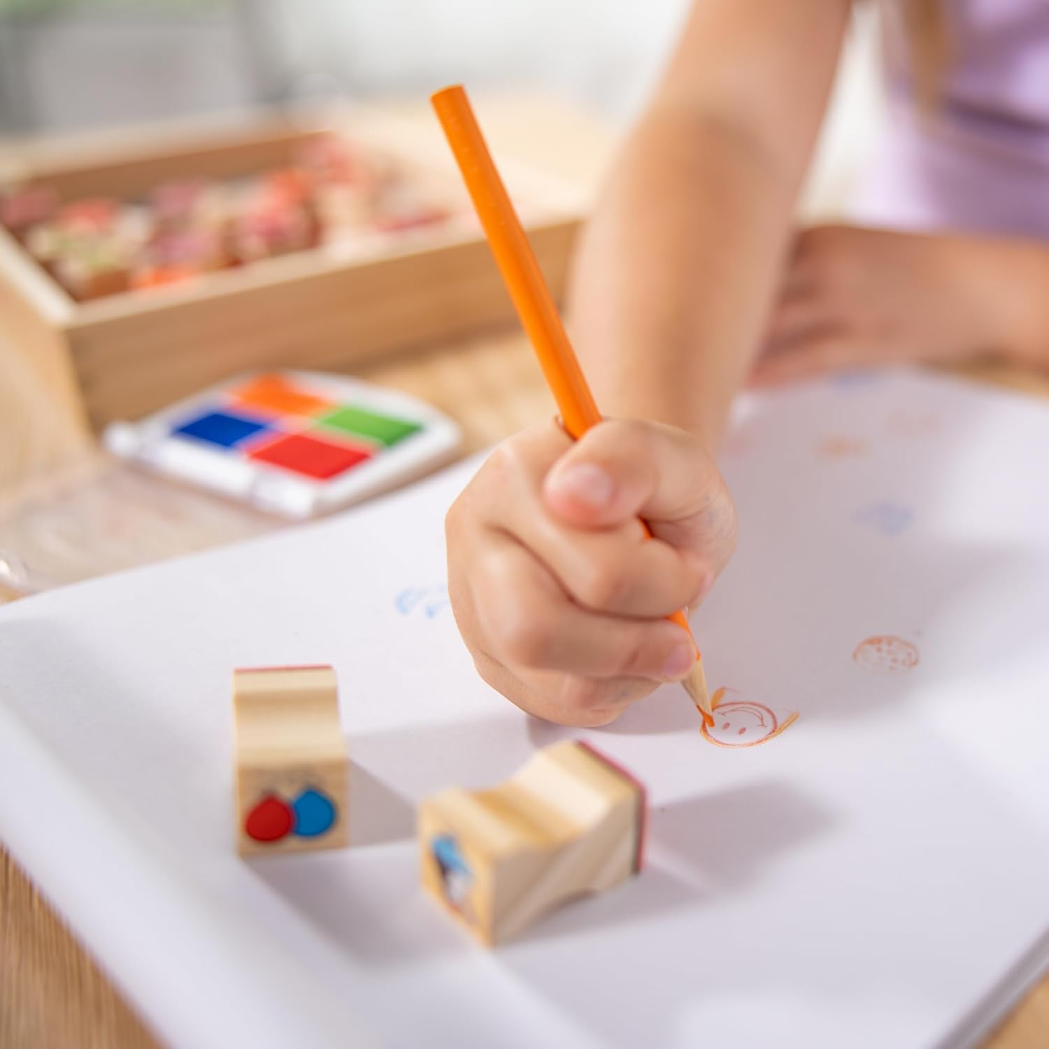 Melissa & Doug Wooden Stamp Set, Favorite Things - 26 Wooden Stamps, 4-Color Stamp Pad - Image 8