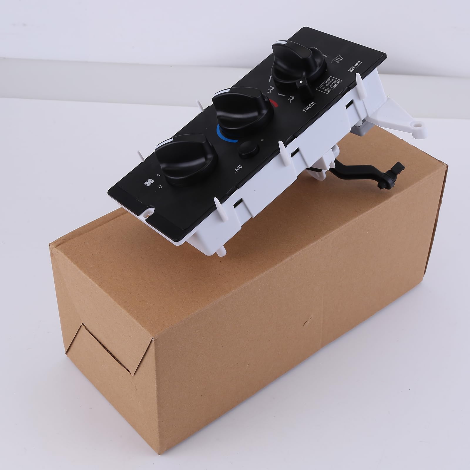 denurfer Car AC Air Conditioner Control Panel for Mack Trucks CH613 CV713 2001 to 2005 Replaces 7787-880011 Reliable Air Conditioning Panel for CH613 CV713 Models