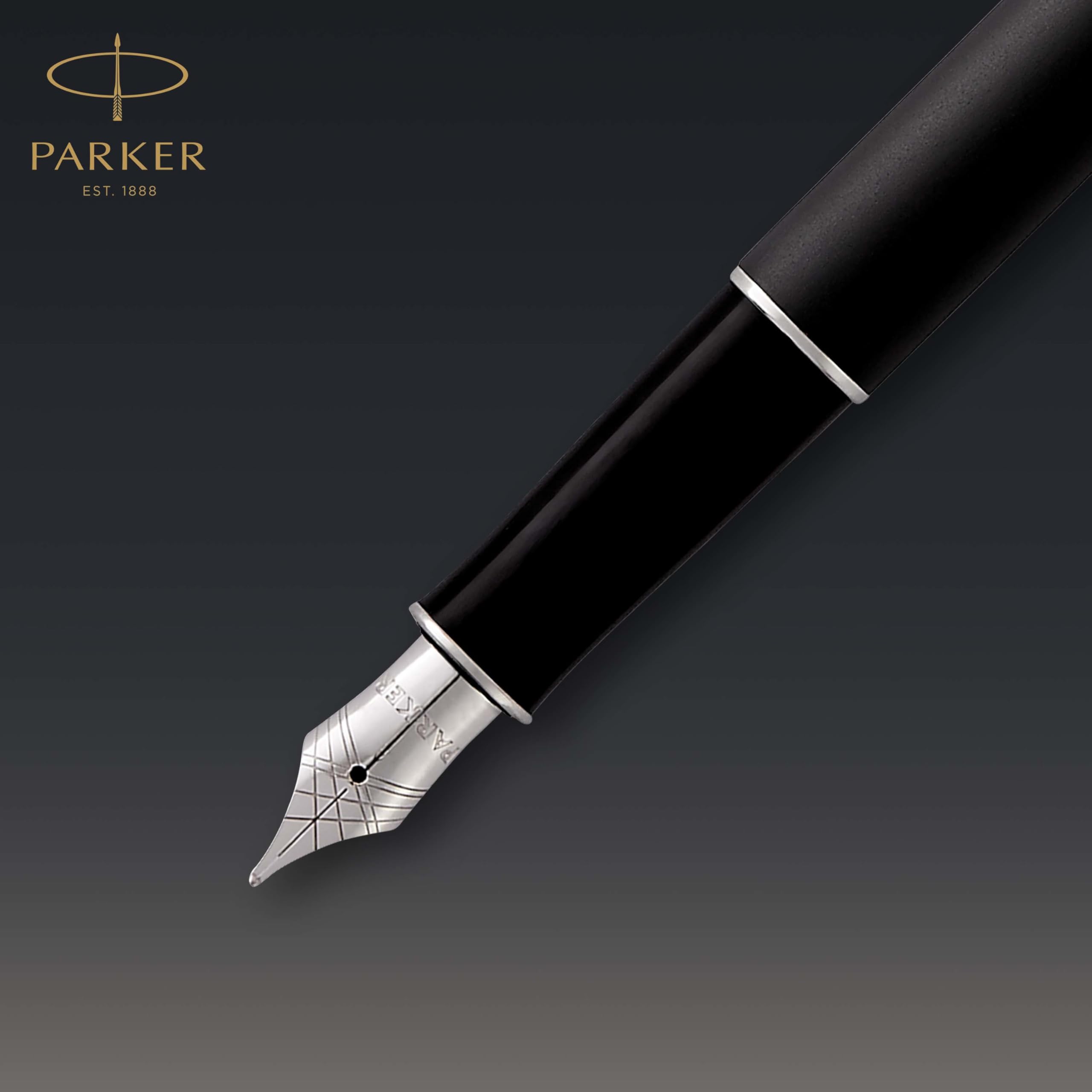 Parker Sonnet stylo plume | laque noir mat avec attributs palladium | plume moyenne | coffret cadeau