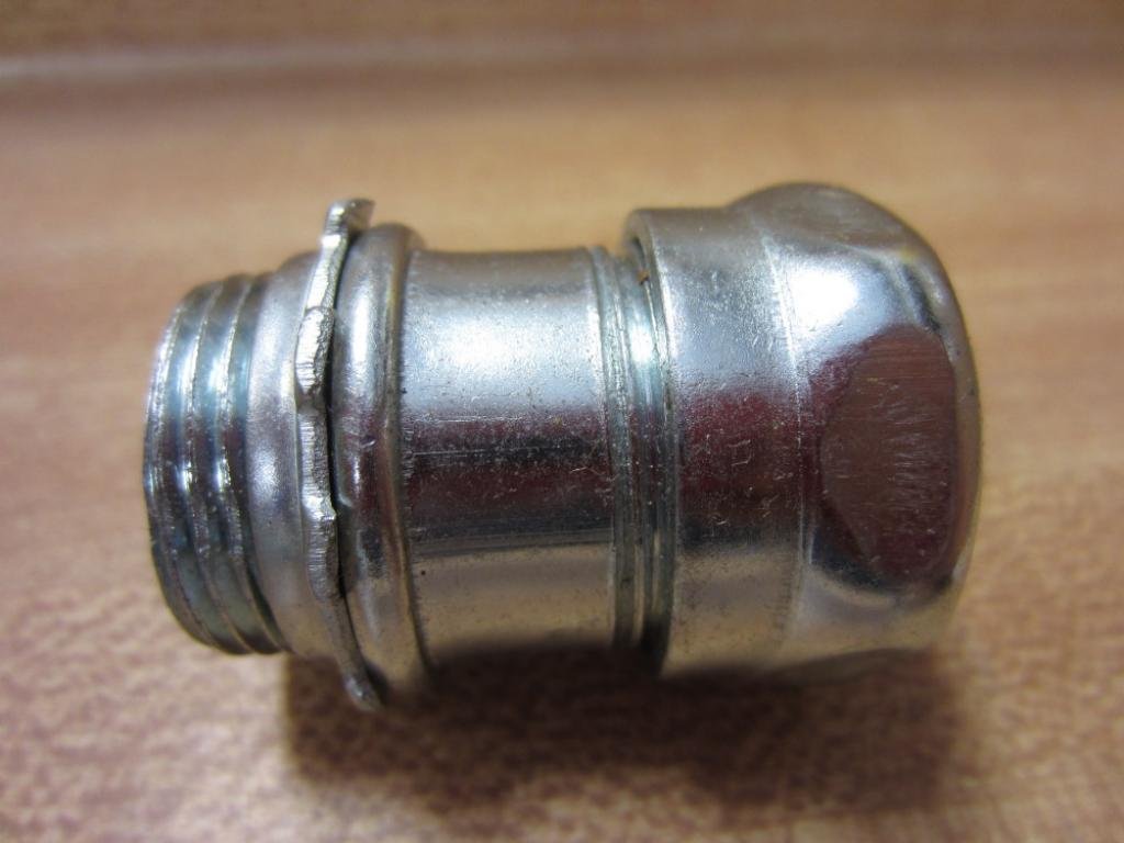 O-Z/Gedney 7075S ETP 7000S Series EMT Compression Connector, 3/4" Trade Size, 1.03" Body Length, 1.25" Diameter, 0.44" Thread Length, Steel (Pack of 25)