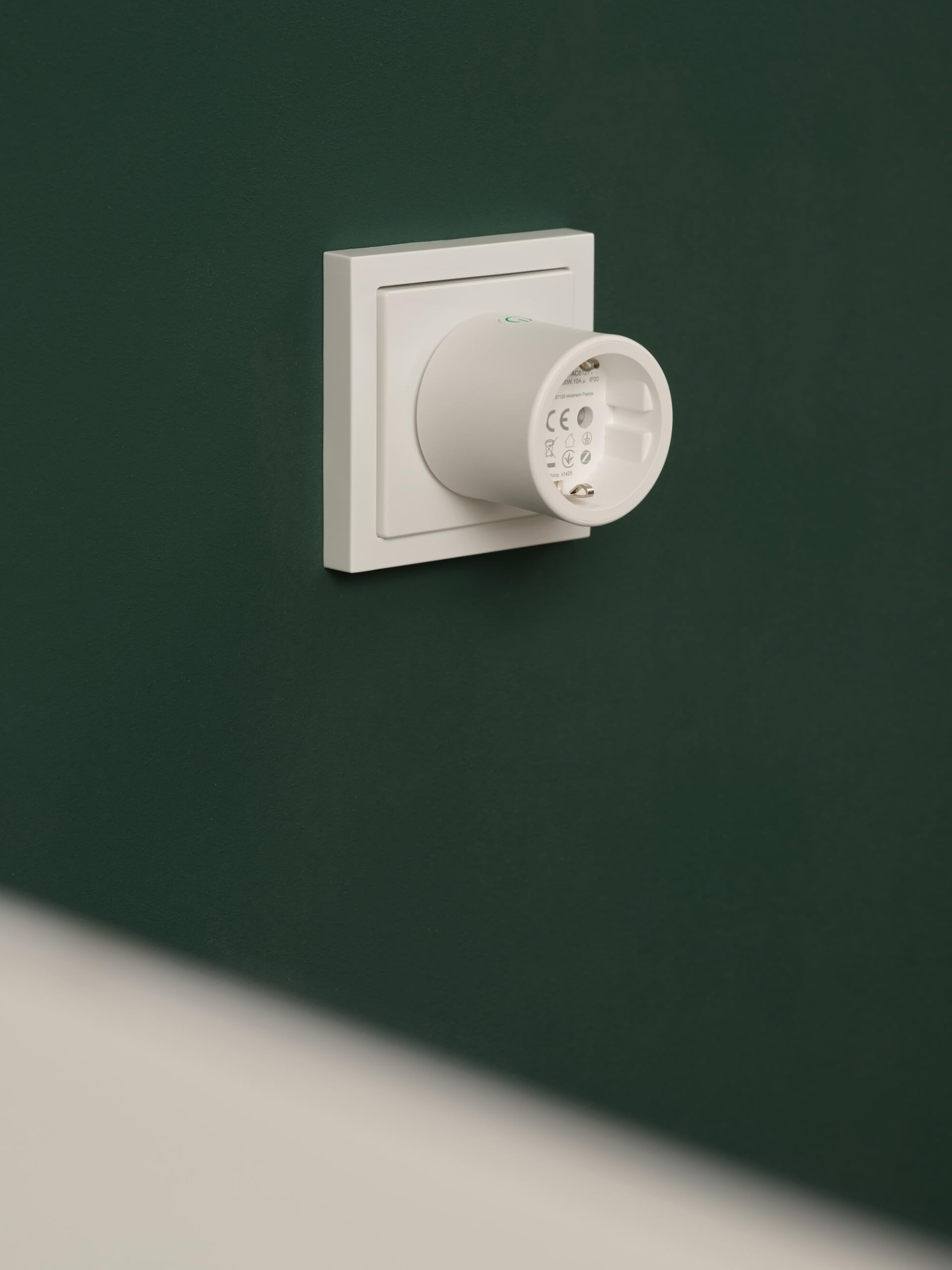 OSRAM SMART+ ZIGBEE prise UE en blanc, prise intelligente avec contrôle de | SMART+ ZIGBEE Plug, Plugs, Blanc, 48 mm dia, pack de 1