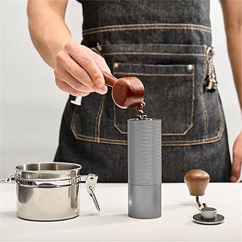 Amazon|コーヒーミル 手動 手挽きコーヒーミル 手動式 コーヒー
