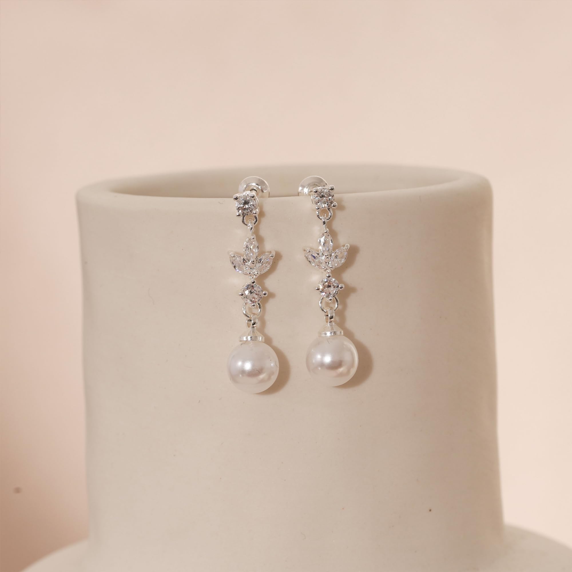 Boucles d'oreilles Femme Perle Pendantes Plaquée Or 14 Carats Hypoallergénique Longues Or Argent Boucle Doreille Zircon Perles Fantaisie Bijoux Cadeau