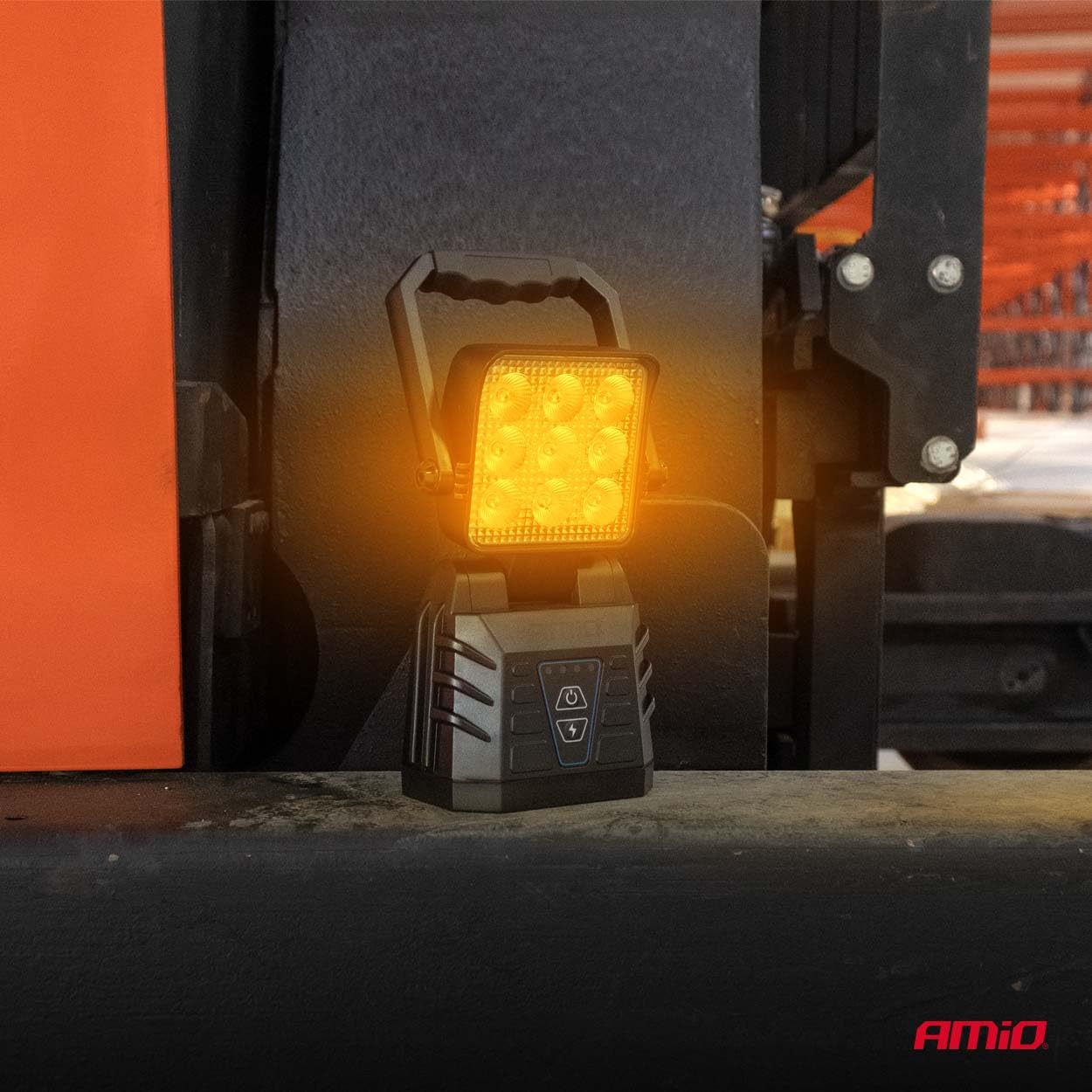 AMiO 04865 Lámpara de trabajo con batería