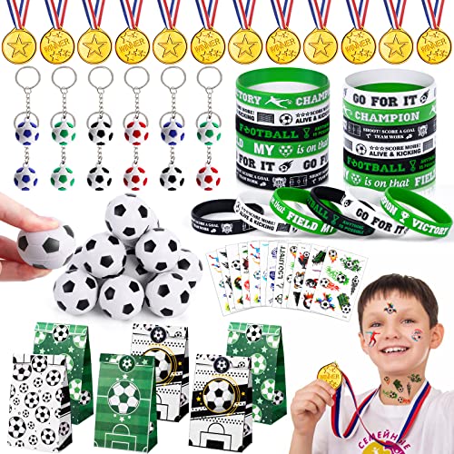 72pcs Football Pinata Anniversaire Enfant Football Balles Rebondissantes Medaille D'or Porte Clés Football Bracelet Silicone Tatouage Bonbons Sacs pour Garcon Fille Football Fête Faveurs Remplisseur