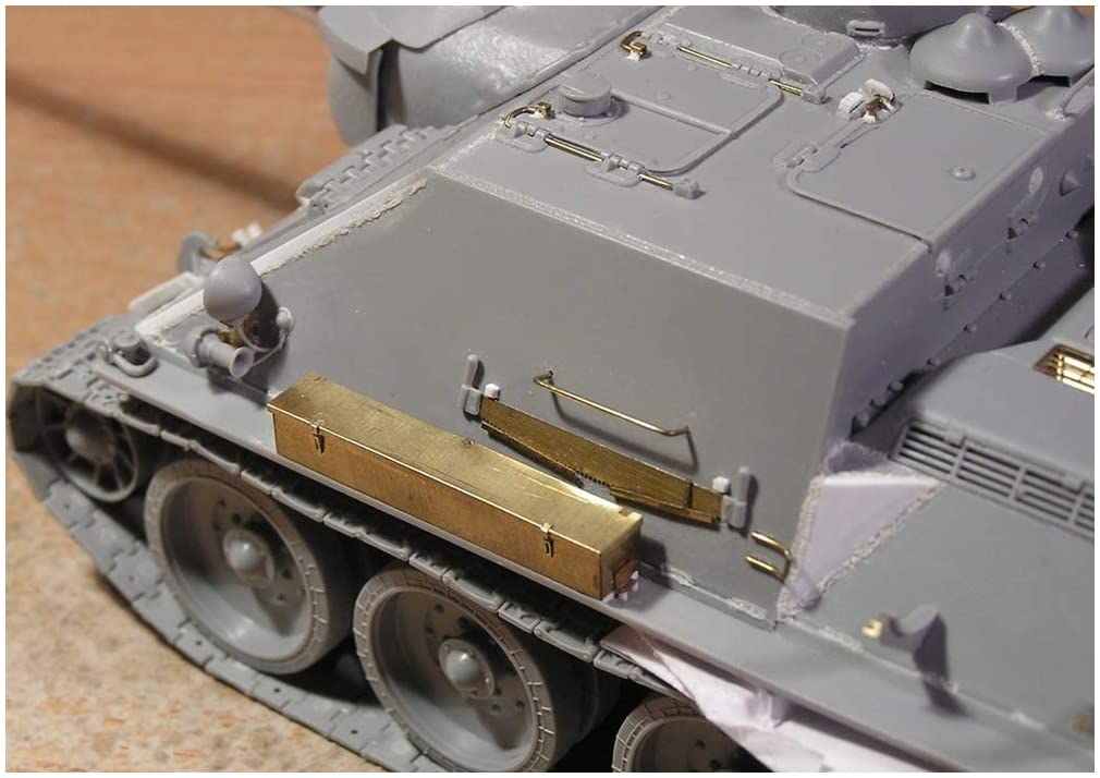 Amazon | ズベズダ 1/72 ソビエト 自走砲 SU-100 プラモデル ZV5044