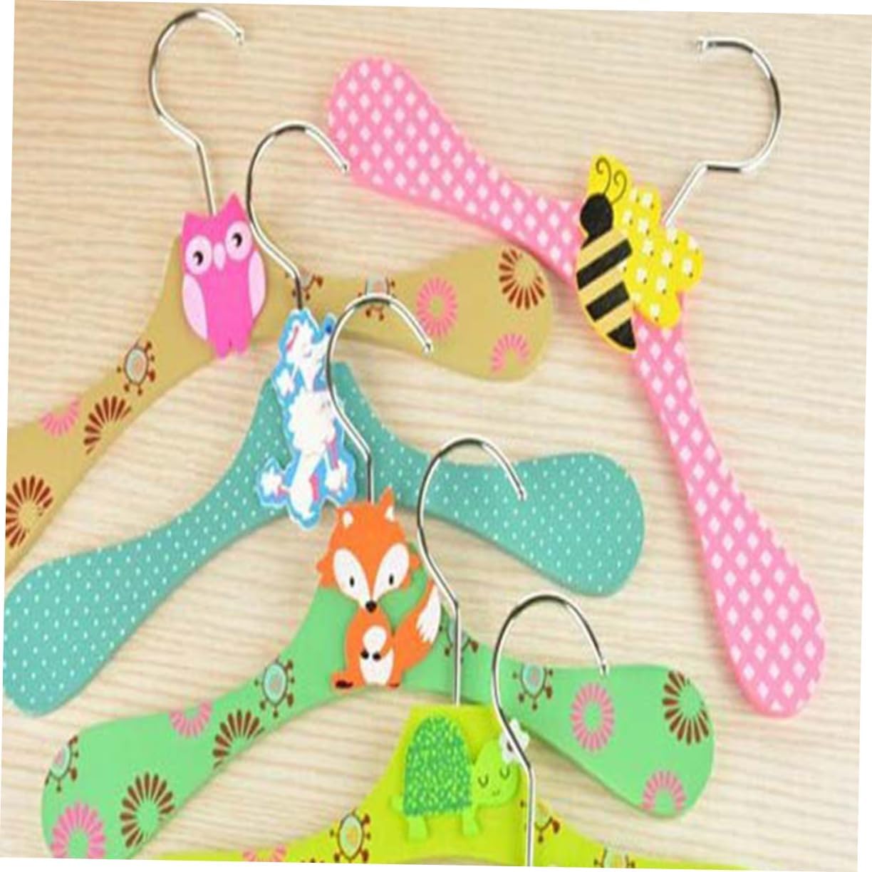 Boys and Girls Clothes Rack 6 Pcs Wooden Cartoon Hangers for Girls Boys