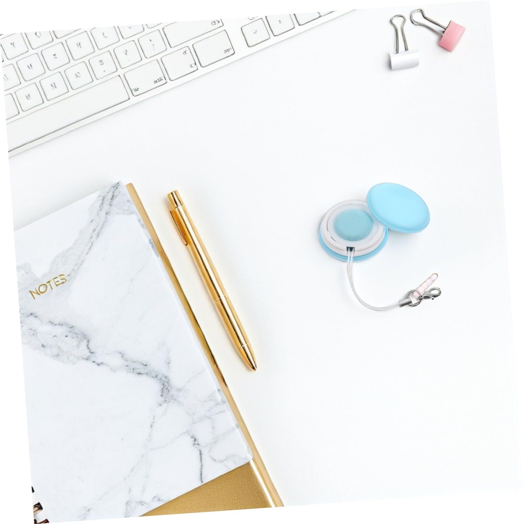 Kit Pulizia Schermo Telefono Macaron 4 Pz con Panno in Microfibra e Laccetto Regalo per Smartphone Tablet Laptop Obiettivi Occhiali